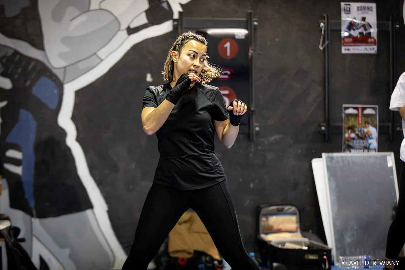 Shadow boxing : travail de garde et de déplacement sans partenaire